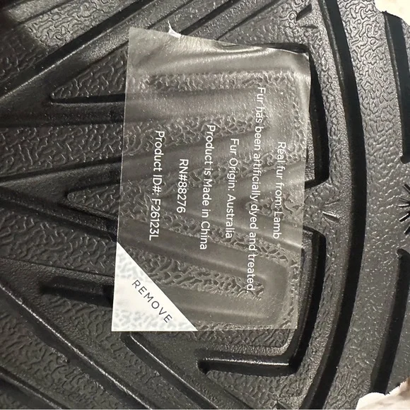 New In Box UGG Black Mini Li Shearling Ankle Boots 7 - Picture 4 of 7